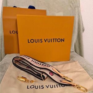Louis Vuitton Bandouliere Strap Black and Pink